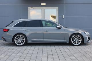 AUDI A4 usata, con Telecamera per parcheggio assistito