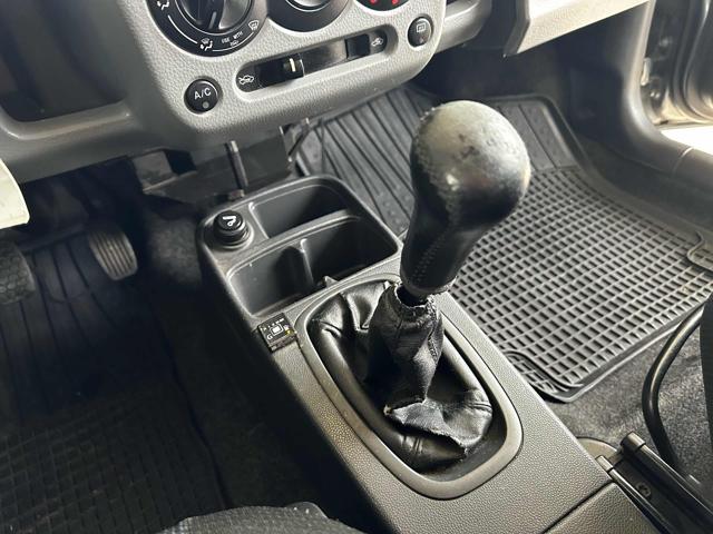 SUZUKI Ignis usata 31