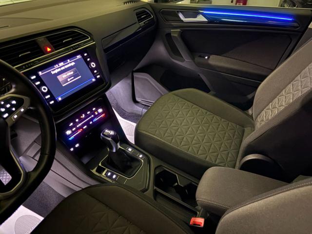 VOLKSWAGEN Tiguan usata, con Specchietti laterali elettrici
