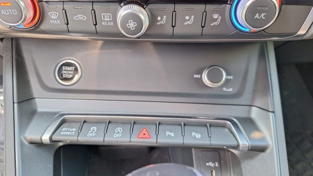 AUDI Q3 usata, con Volante multifunzione