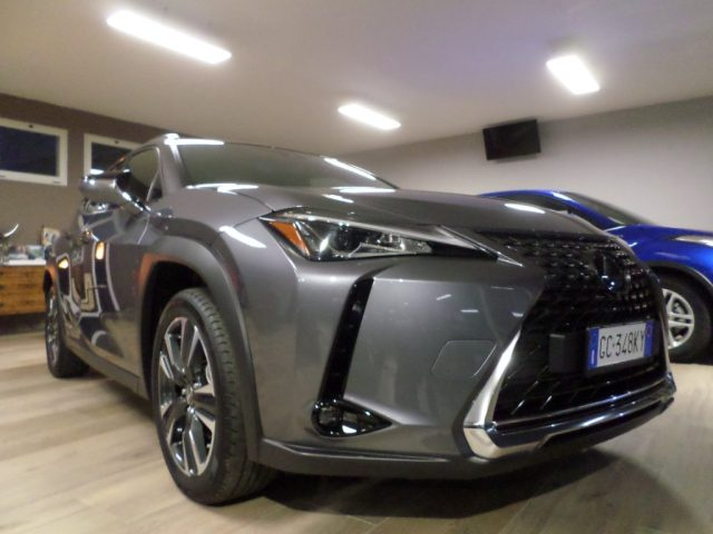 LEXUS UX 250h usata, con Airbag laterali