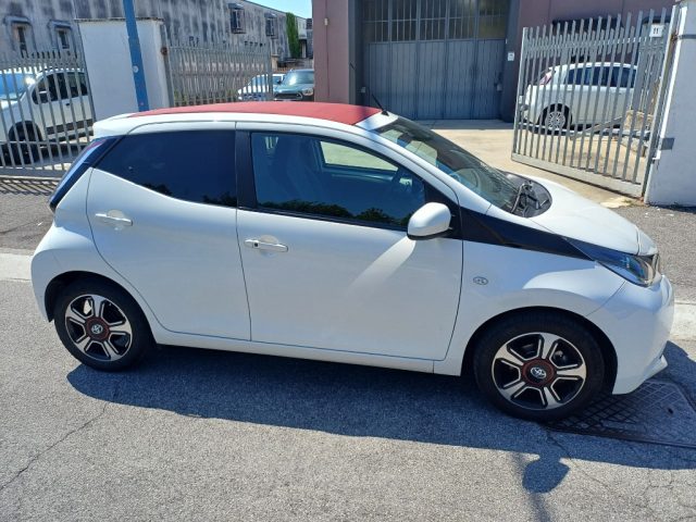 TOYOTA Aygo usata, con Airbag