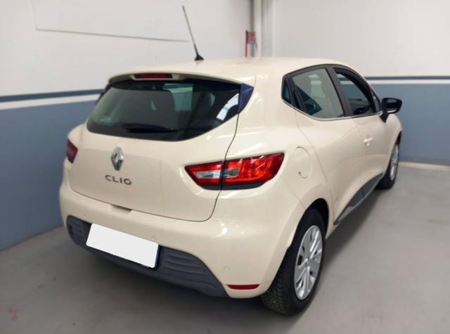 RENAULT Clio usata, con Airbag