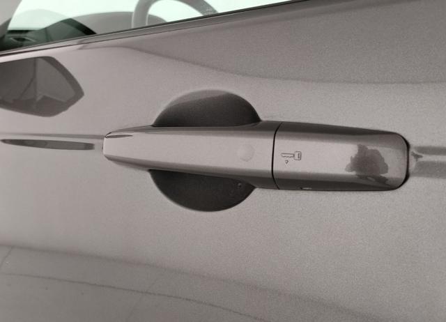LAND ROVER Discovery Sport usata, con Chiusura centralizzata