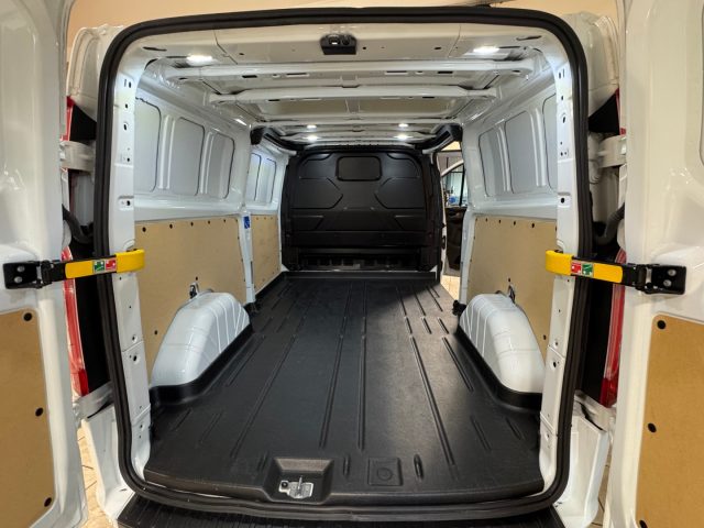 FORD Transit Custom usata, con USB