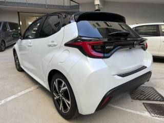 TOYOTA Yaris usata, con Autoradio