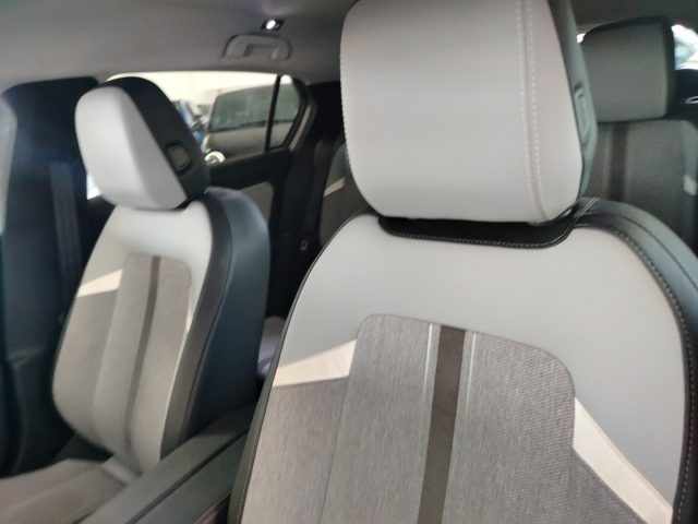 OPEL Astra usata, con Specchietti laterali elettrici