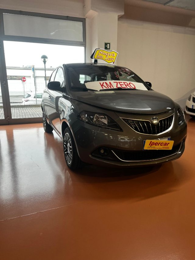 LANCIA Ypsilon usata, con ABS