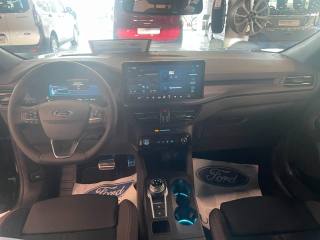 FORD Kuga usata, con Autoradio digitale