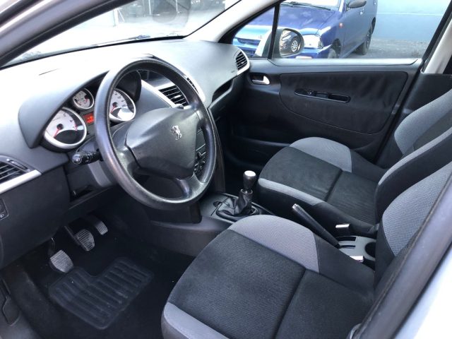 PEUGEOT 207 usata, con ESP
