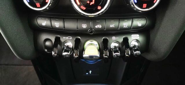 MINI Cooper SE usata, con Sedili riscaldati