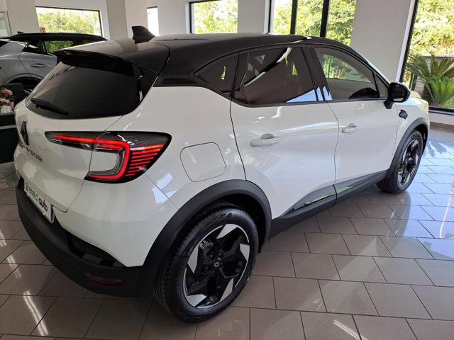 RENAULT Captur usata, con Autoradio