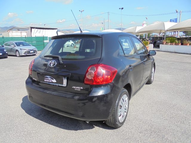TOYOTA Auris usata, con Fendinebbia