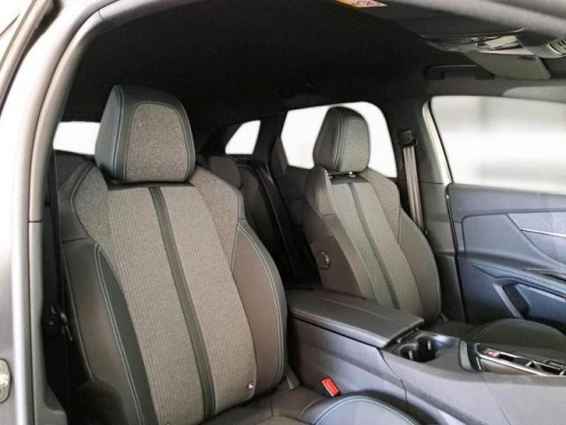 PEUGEOT 3008 usata, con Climatizzatore