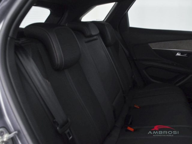 PEUGEOT 3008 usata 10