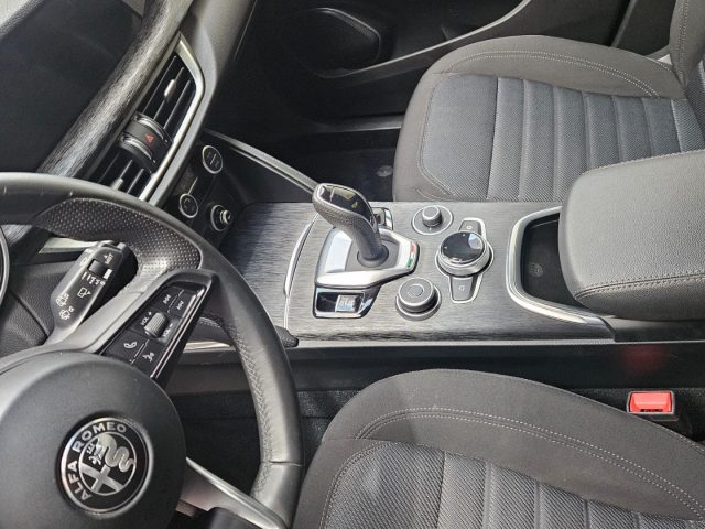 ALFA ROMEO Stelvio usata, con Controllo trazione