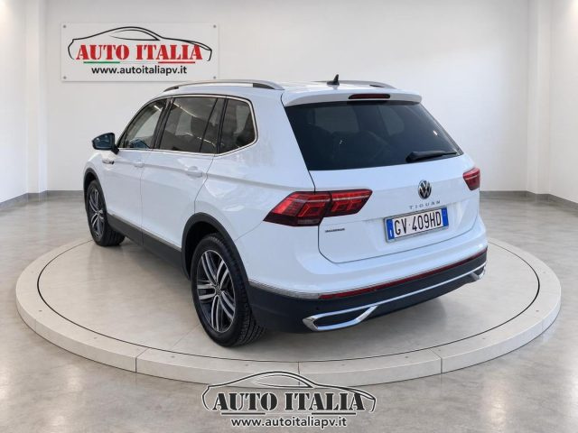 VOLKSWAGEN Tiguan Allspace usata, con Airbag laterali