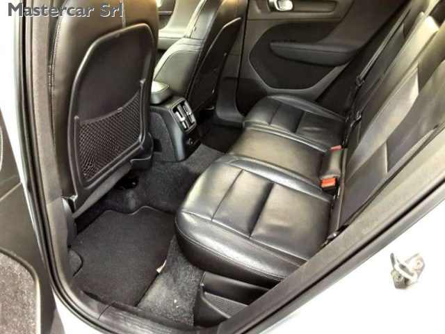 VOLVO XC40 usata, con Chiusura centralizzata