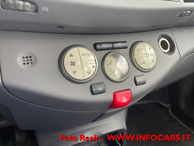 NISSAN Micra usata 10
