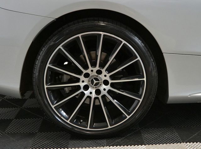 MERCEDES-BENZ C 180 usata, con Sedili sportivi