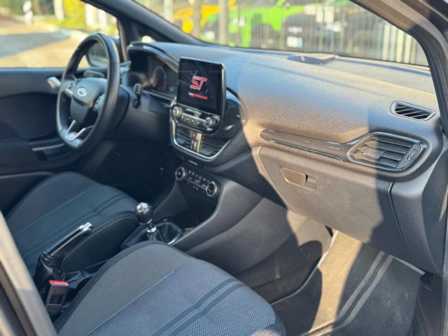 FORD Fiesta usata, con Sedili riscaldati