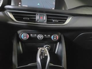 ALFA ROMEO Stelvio usata 13
