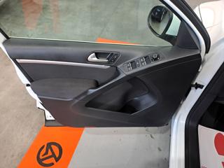 VOLKSWAGEN Tiguan usata, con Airbag testa