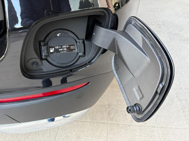 MERCEDES-BENZ GLC 300 usata, con Controllo elettronico della corsia