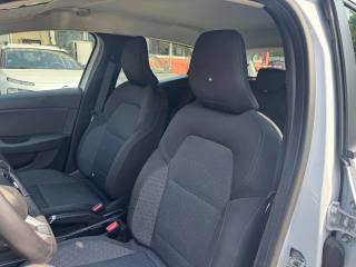RENAULT Clio usata, con Touch screen