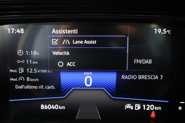 VOLKSWAGEN Taigo usata, con Luci diurne LED