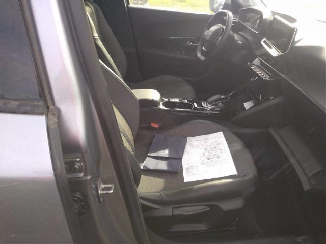 PEUGEOT 2008 usata, con Alzacristalli elettrici