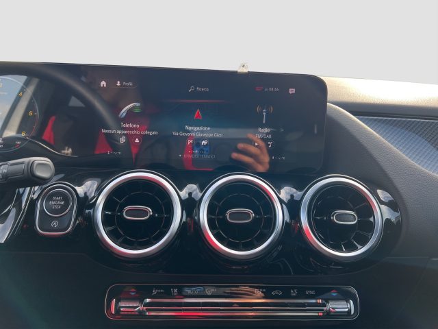MERCEDES-BENZ CLA usata 14