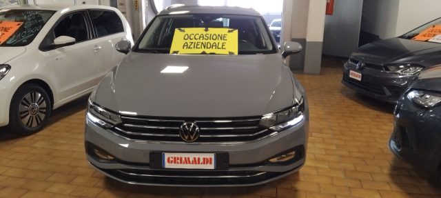 VOLKSWAGEN Passat usata, con Airbag