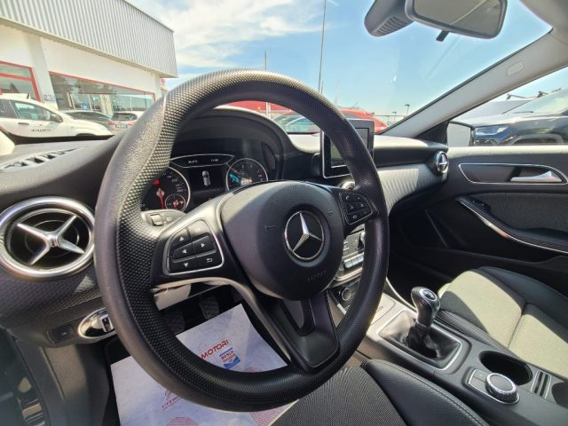 MERCEDES-BENZ A 160 usata, con Chiusura centralizzata