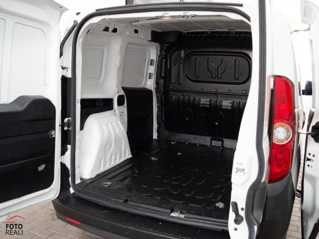 FIAT Doblo usata, con Volante multifunzione