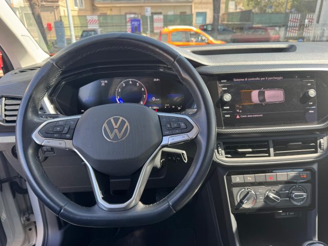 VOLKSWAGEN T-Cross usata, con Controllo automatico clima