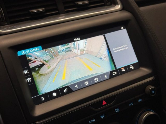 JAGUAR E-Pace usata, con Cruise Control