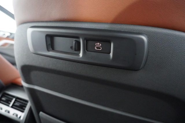 BMW X6 usata, con Sensori di parcheggio posteriori