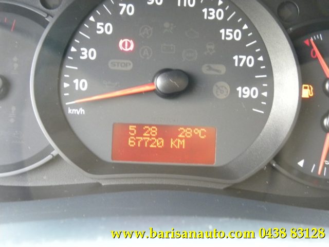 RENAULT Kangoo usata, con USB