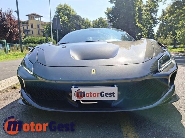 FERRARI F8 usata, con Leve al volante