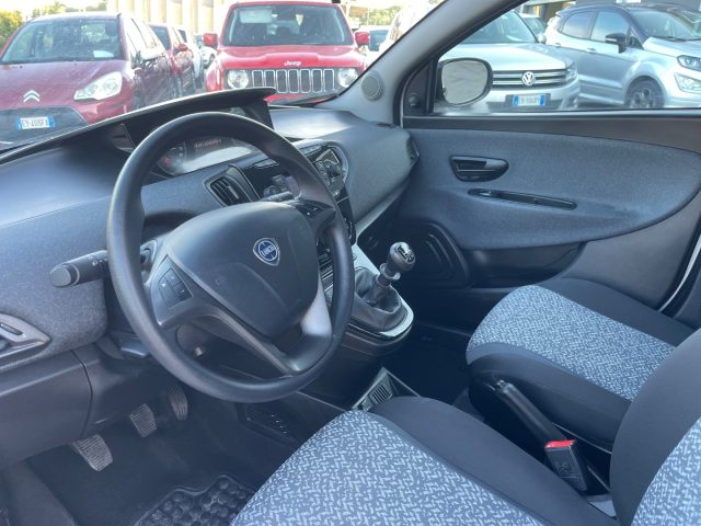 LANCIA Ypsilon usata 8