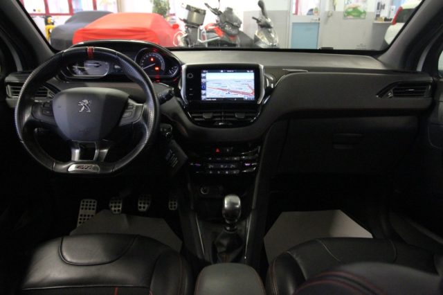 PEUGEOT 208 usata, con Controllo automatico clima