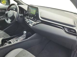 TOYOTA C-HR usata, con Sistema di navigazione