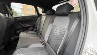 VOLKSWAGEN Taigo usata, con Controllo automatico clima