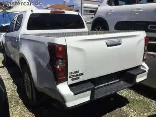 ISUZU D-Max usata, con Airbag