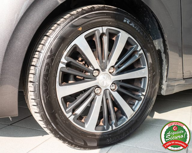 PEUGEOT 208 usata, con Cerchi in lega