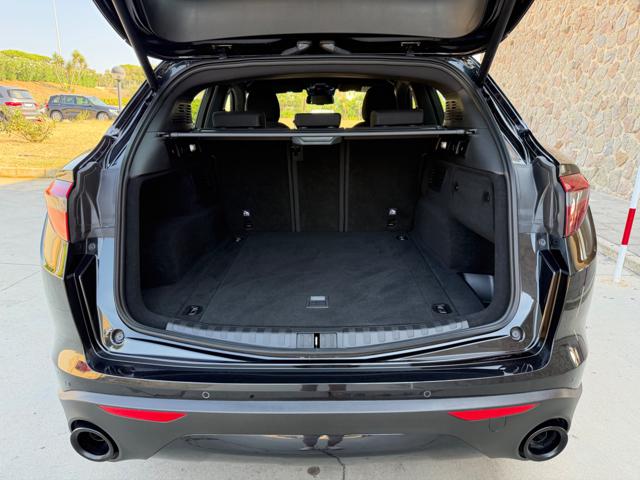 ALFA ROMEO Stelvio usata, con Luci diurne LED