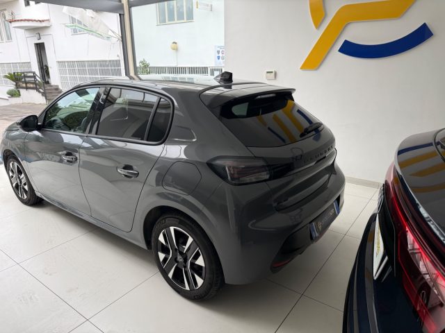 PEUGEOT 208 usata, con Autoradio