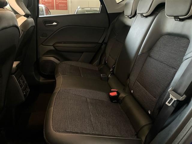 RENAULT Captur usata 11