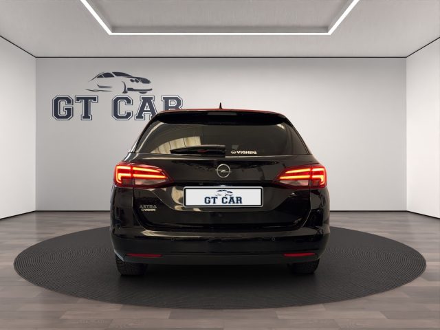 OPEL Astra usata, con Boardcomputer